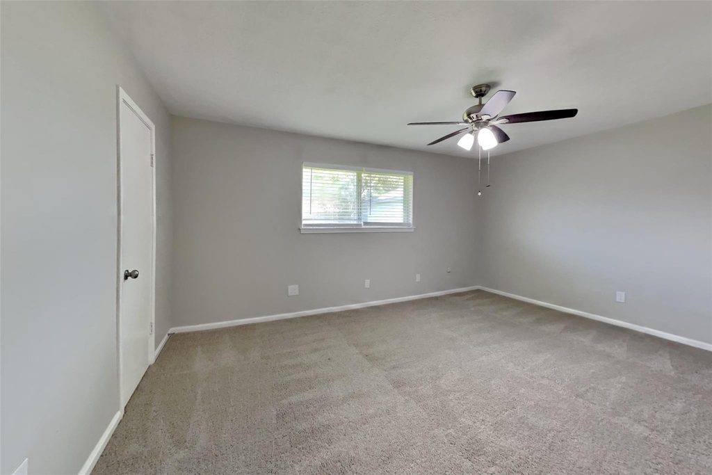 1920 Crooked Creek Lane - Photo 9