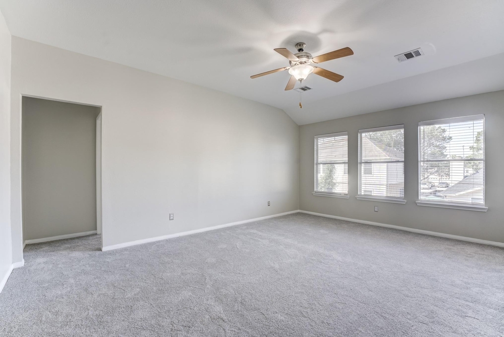 12415 Silversmine Drive - Photo 17