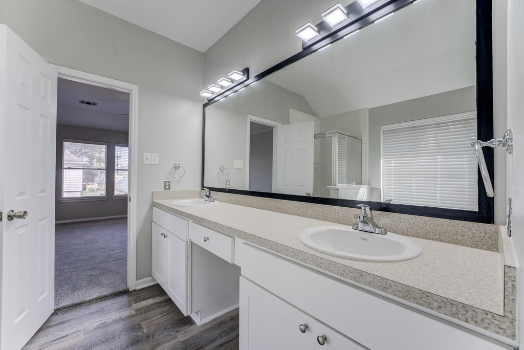 12415 Silversmine Drive - Photo 23