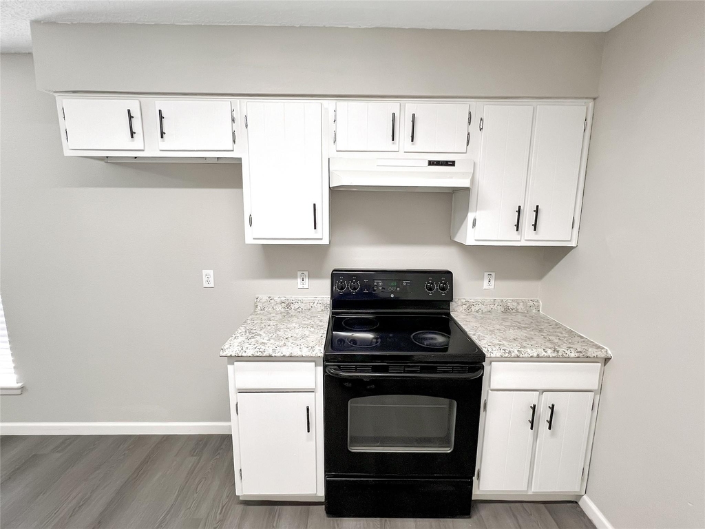 15018 Cypress Green Drive - Photo 8