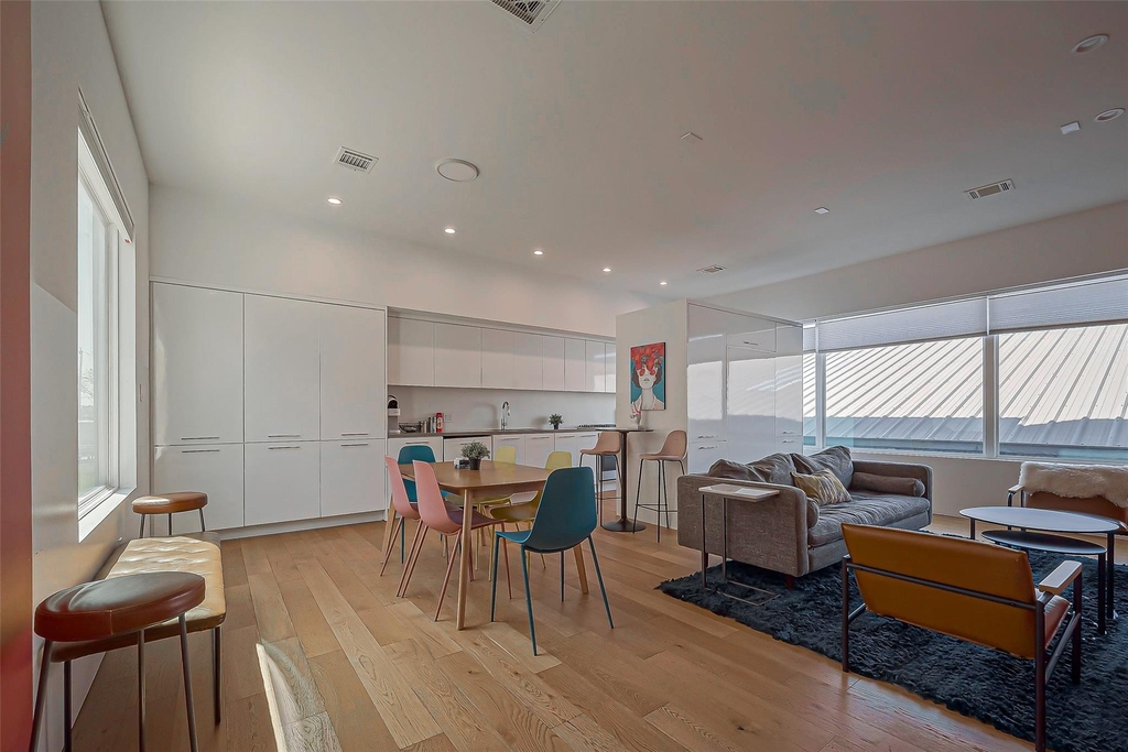 3513 Bell Street - Photo 1