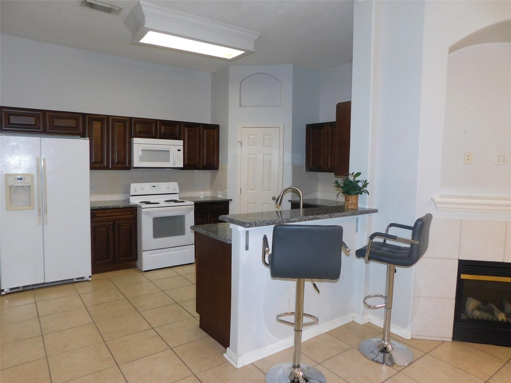 2710 Grants Lake Boulevard - Photo 14