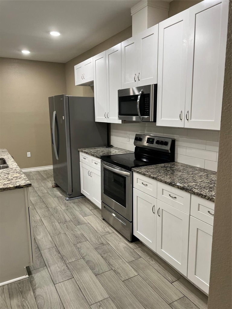 310 West Watson St  Unit A - Photo 9