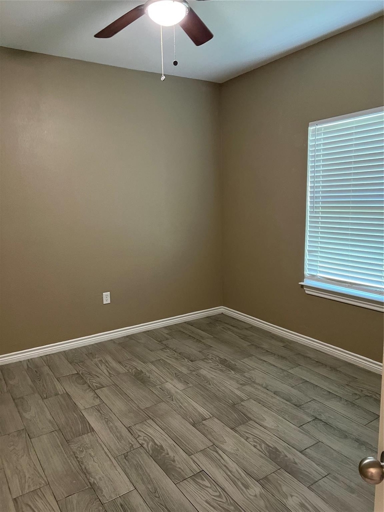 310 West Watson St  Unit A - Photo 11