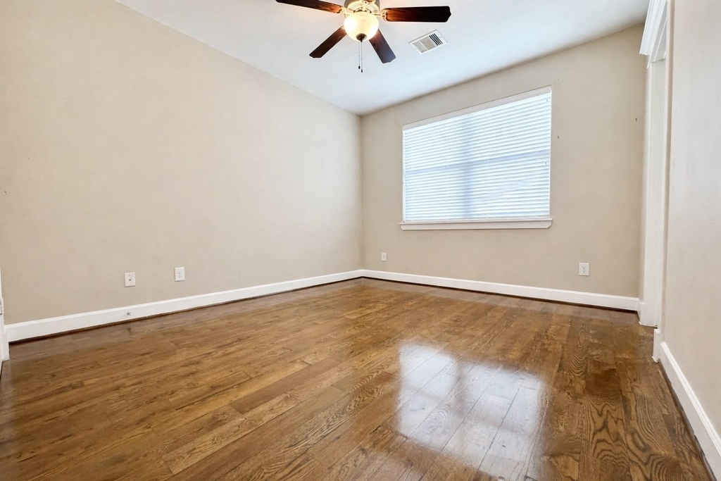 1206 W 14th Street - Photo 37