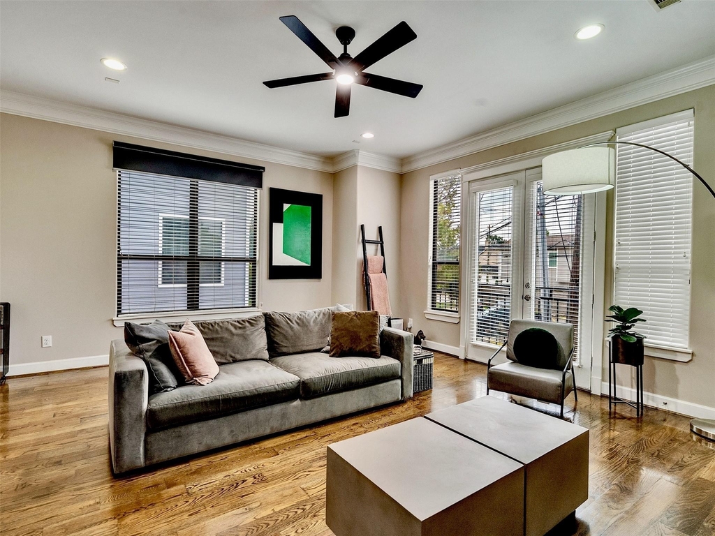 1206 W 14th Street - Photo 15