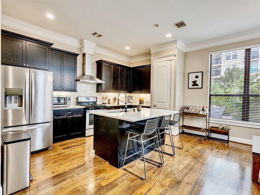 1206 W 14th Street - Photo 21