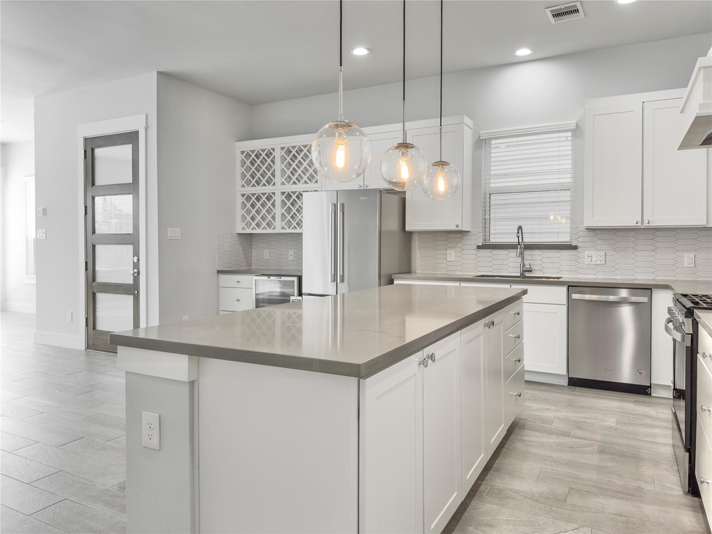 1602 Westside Gardens Lane - Photo 4