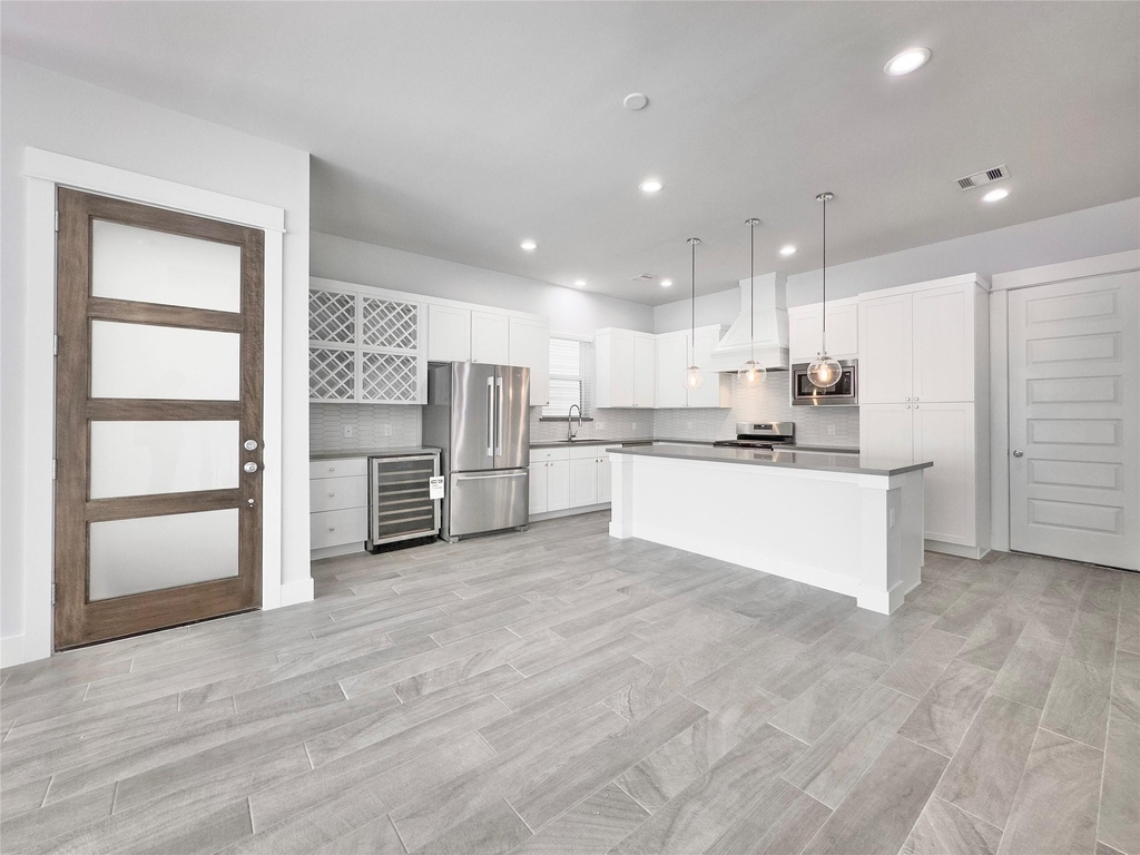 1602 Westside Gardens Lane - Photo 1