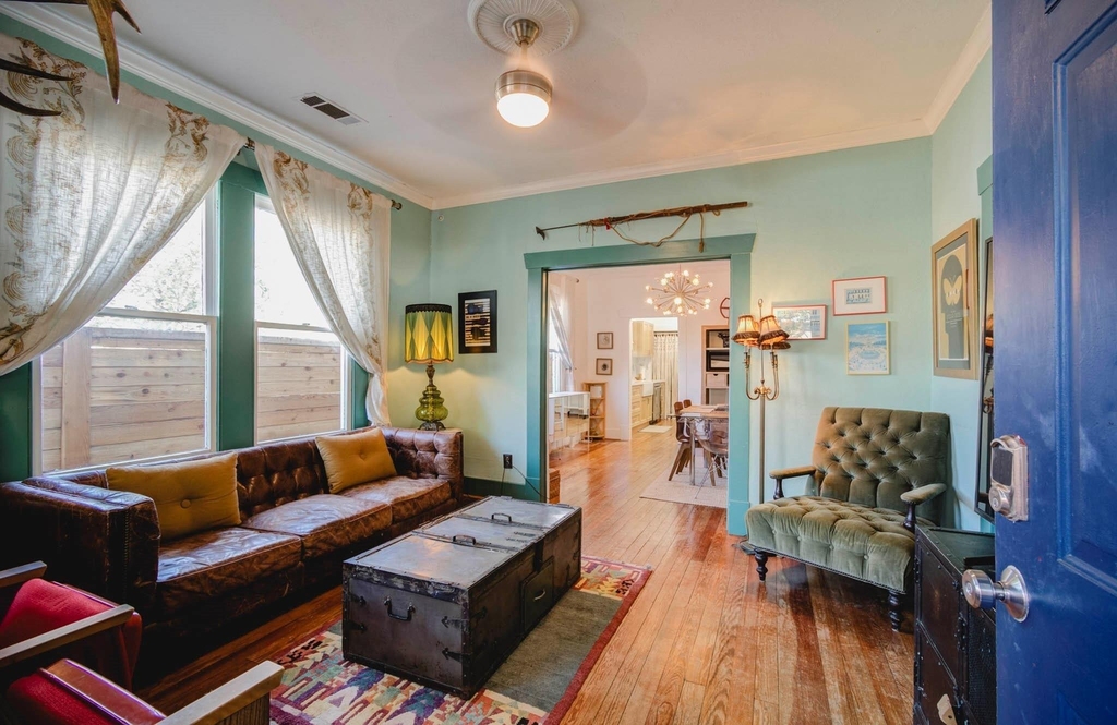 914 Snover Street - Photo 4