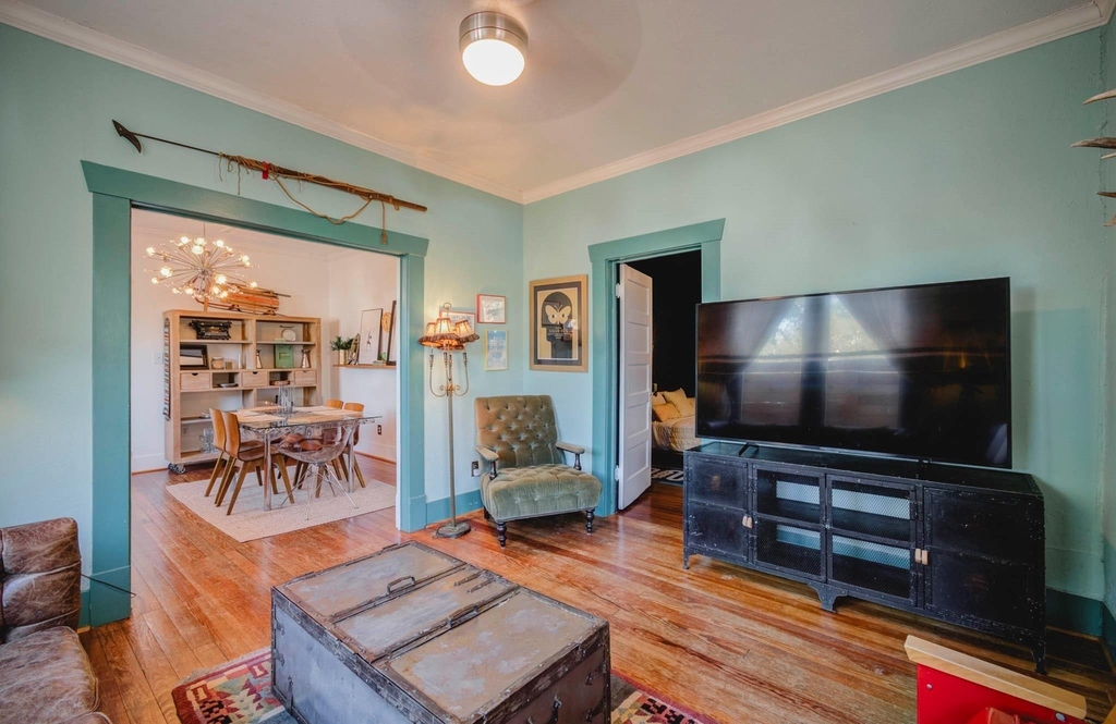 914 Snover Street - Photo 5