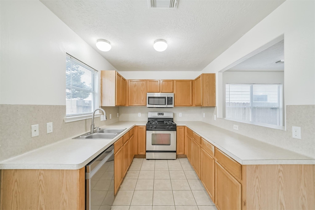 33318 Cottonwood Bend - Photo 10