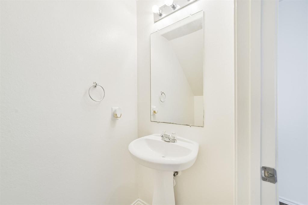 33318 Cottonwood Bend - Photo 16