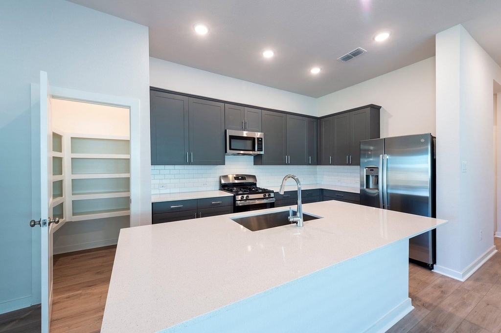 16042 Sage Harvest Street - Photo 2