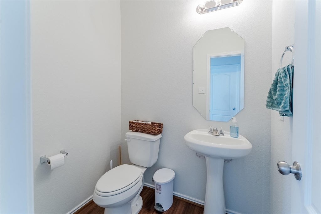 8327 Threadfin Way - Photo 14