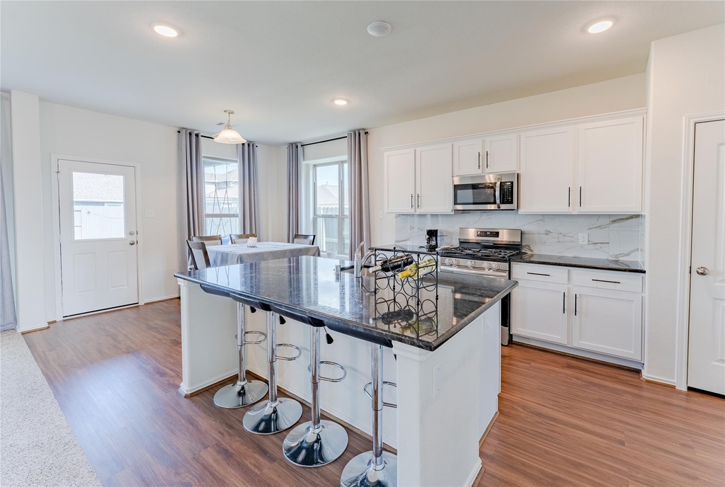 8327 Threadfin Way - Photo 9