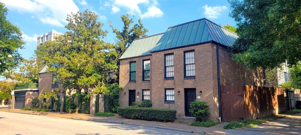 1115 Autrey Street - Photo 0