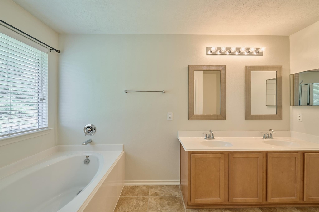 327 Bloomhill Place - Photo 39