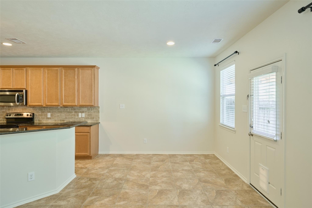 327 Bloomhill Place - Photo 20