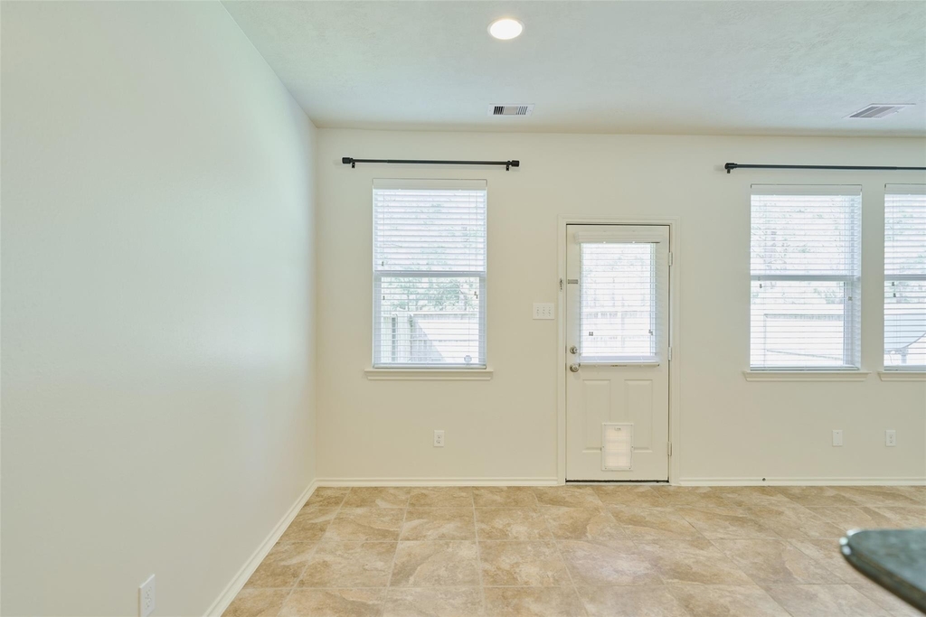 327 Bloomhill Place - Photo 23