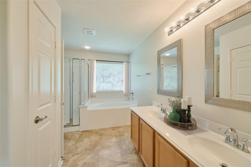 327 Bloomhill Place - Photo 40