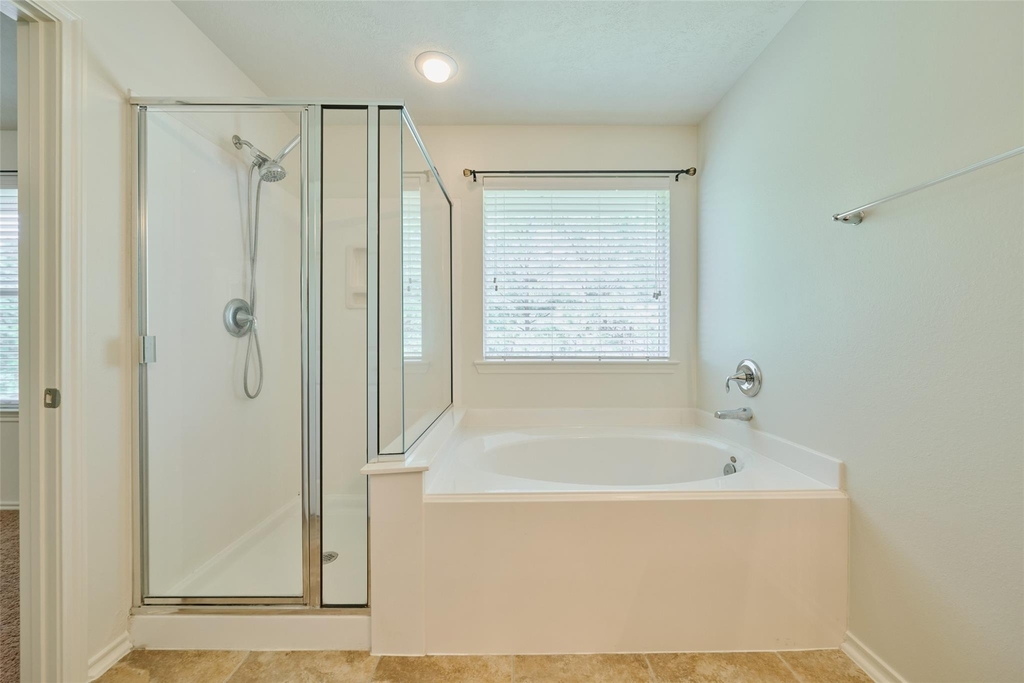 327 Bloomhill Place - Photo 41