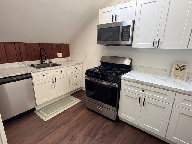 501 1/2 Johnson Street - Photo 3