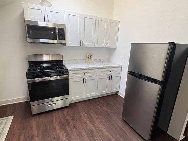 501 1/2 Johnson Street - Photo 2