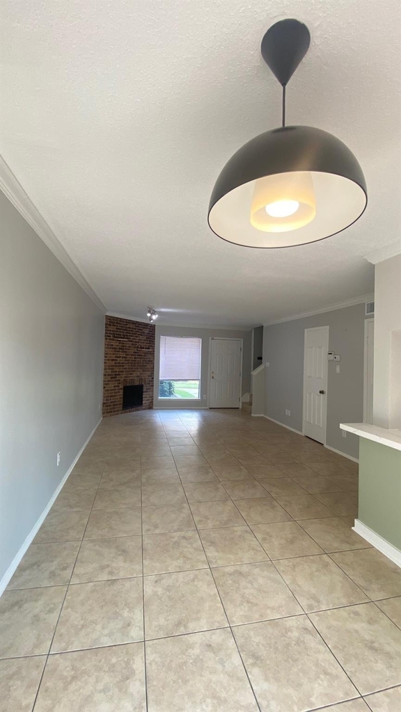 2601 S Braeswood Boulevard - Photo 8
