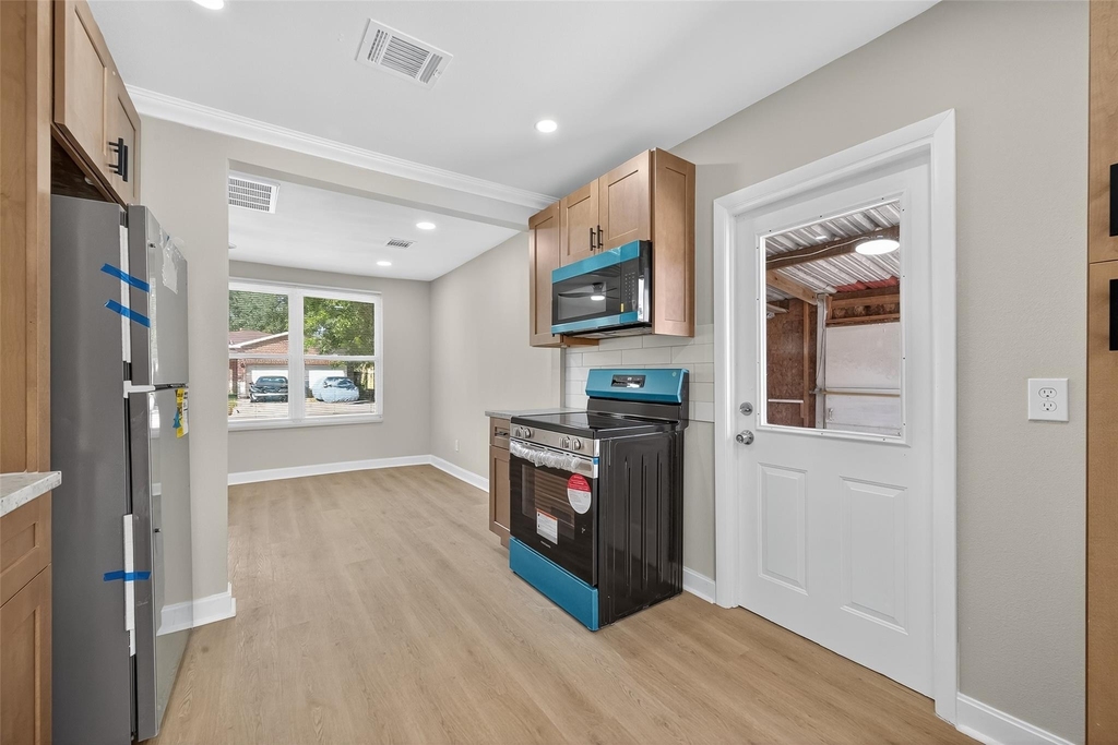 889 Chas Lane - Photo 9