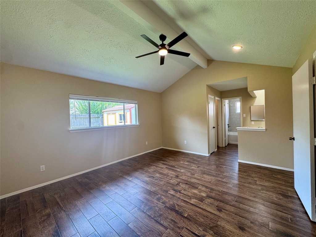 9831 Shell Rock Road - Photo 19