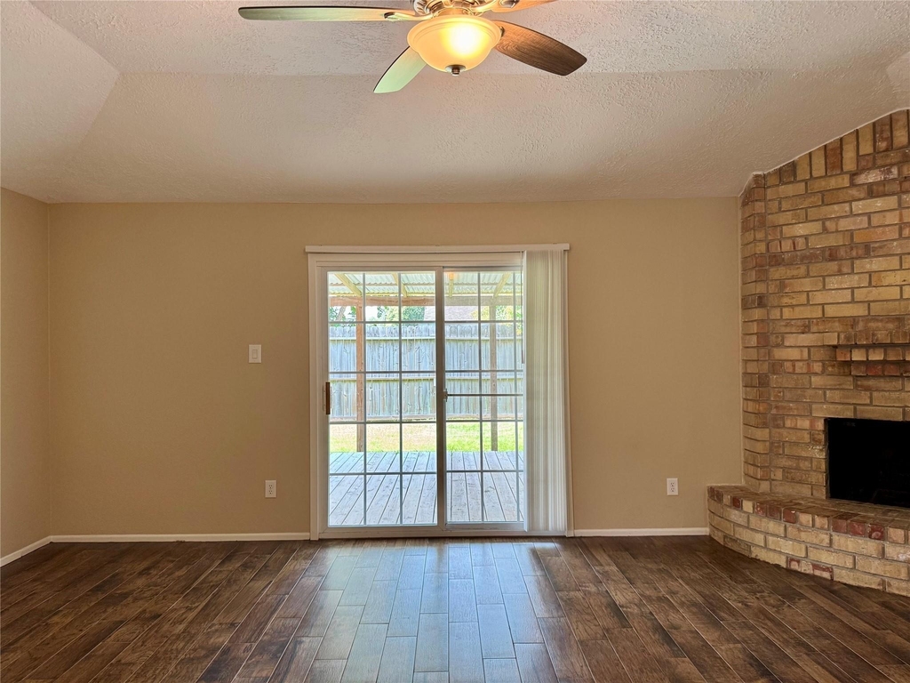 9831 Shell Rock Road - Photo 31