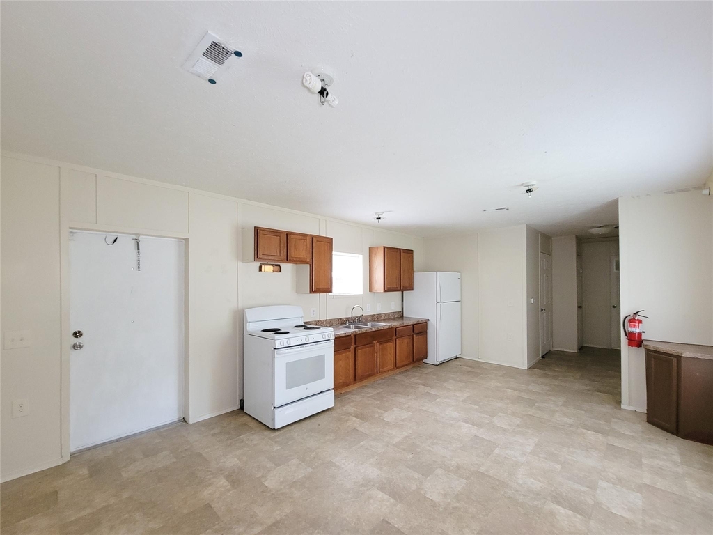 9203 Greens - Photo 5