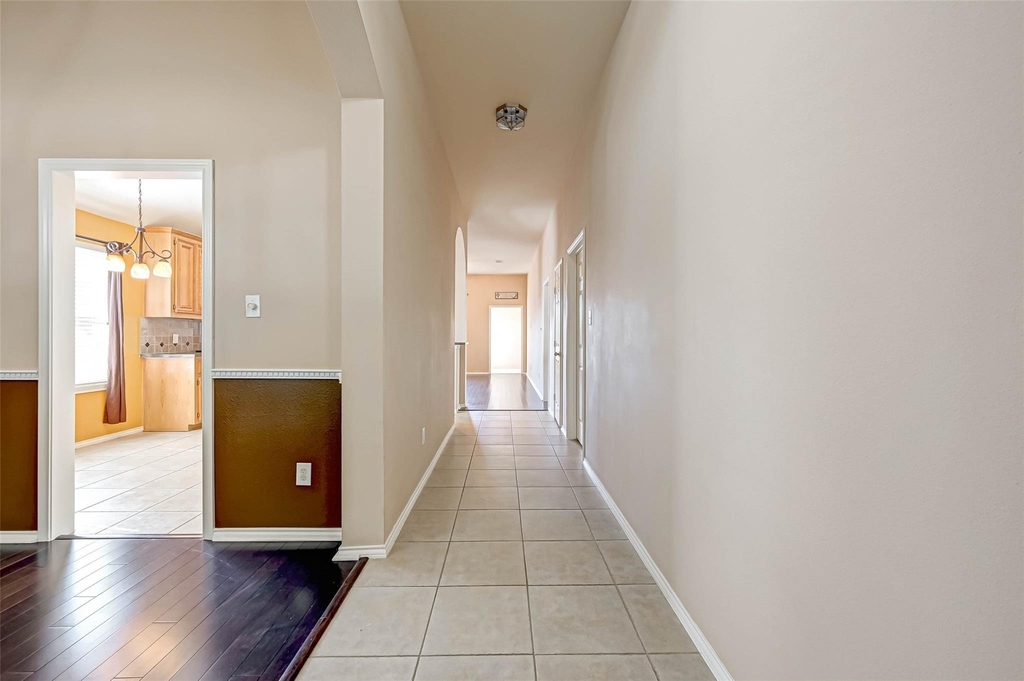 3403 Sparta Drive - Photo 8