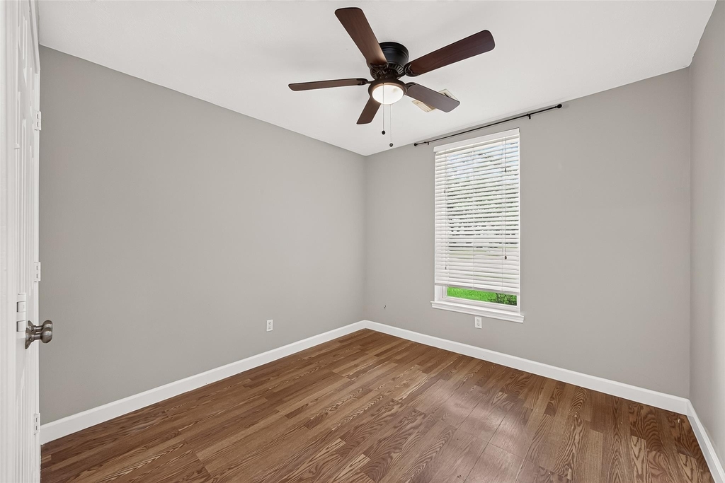 1810 Ashton Village Drive - Photo 18