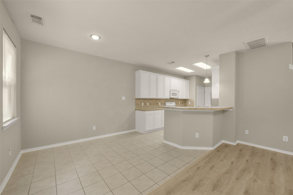171 N Burberry Park Circle - Photo 15