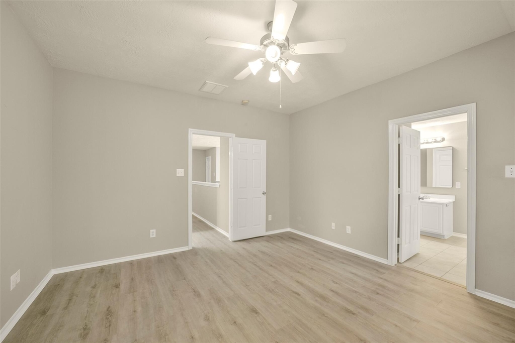 171 N Burberry Park Circle - Photo 19
