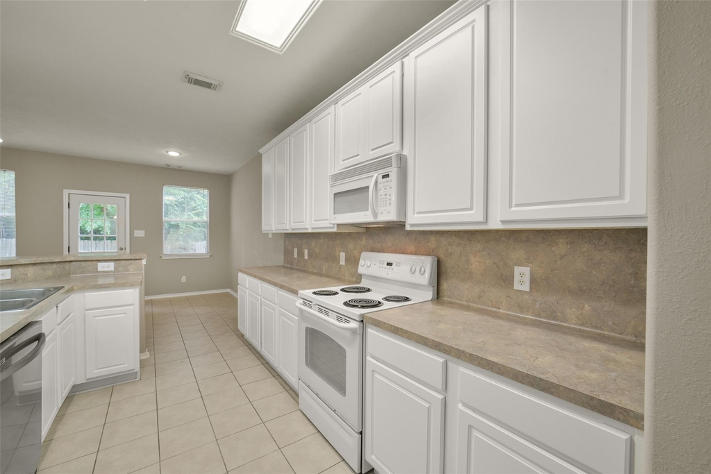 171 N Burberry Park Circle - Photo 12
