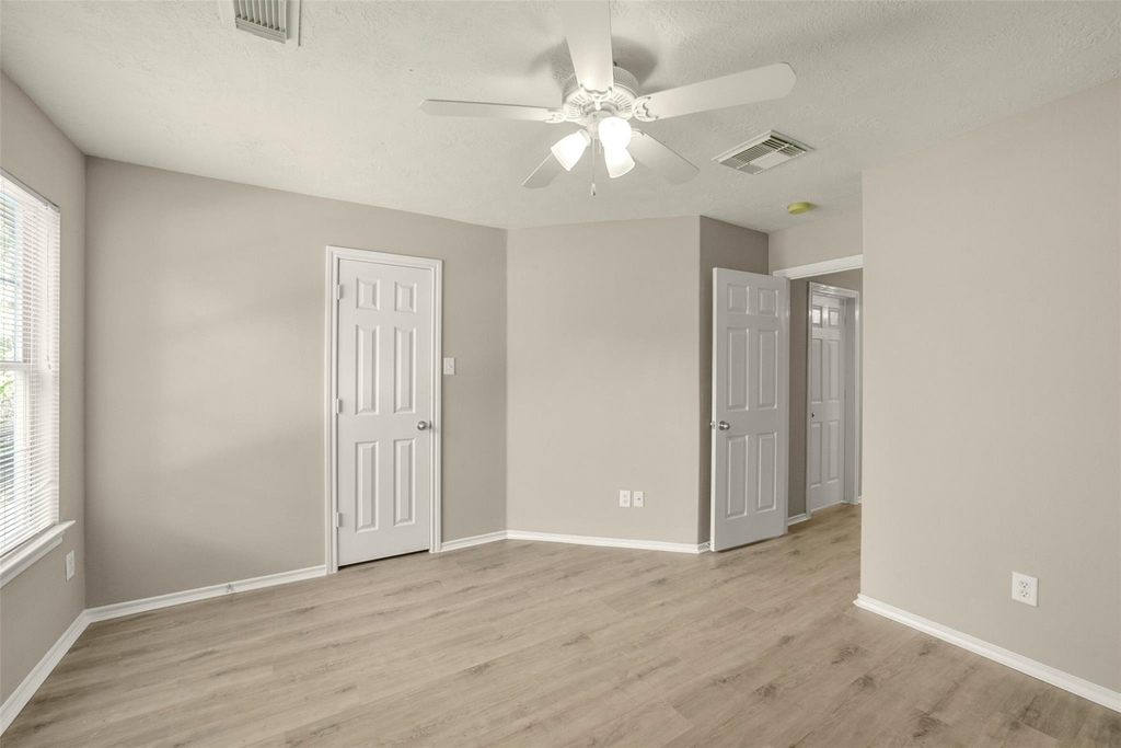 171 N Burberry Park Circle - Photo 28