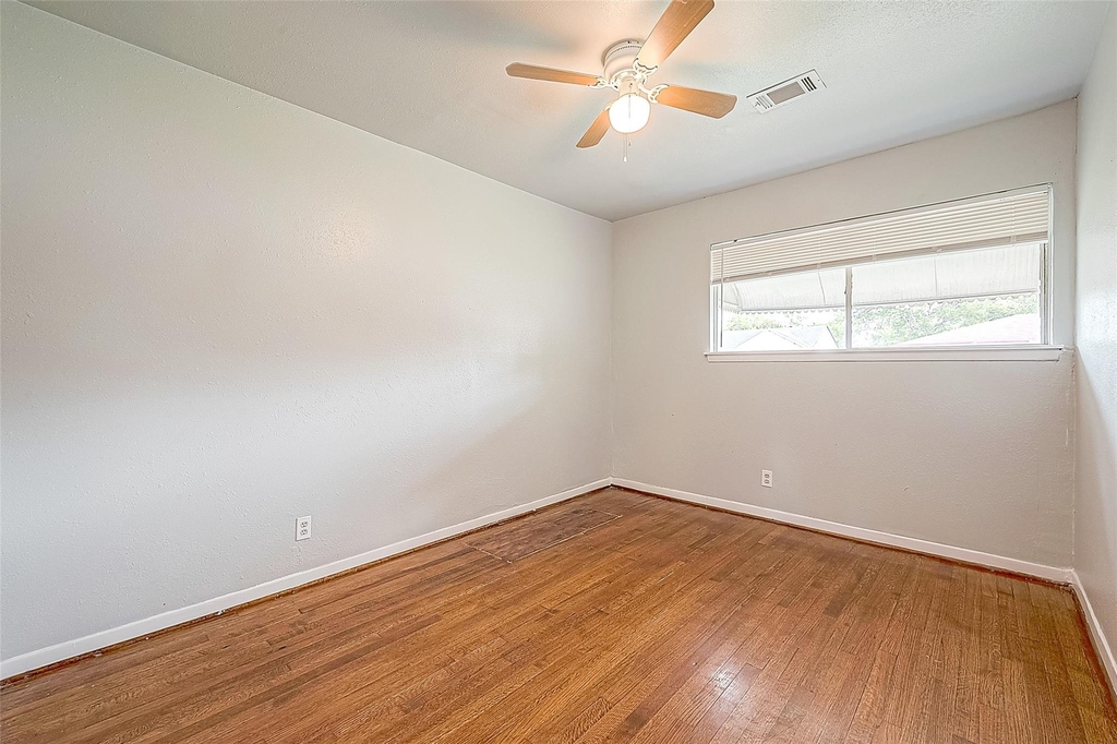 5646 Cedarburg Drive - Photo 8
