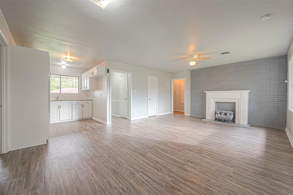 5646 Cedarburg Drive - Photo 13