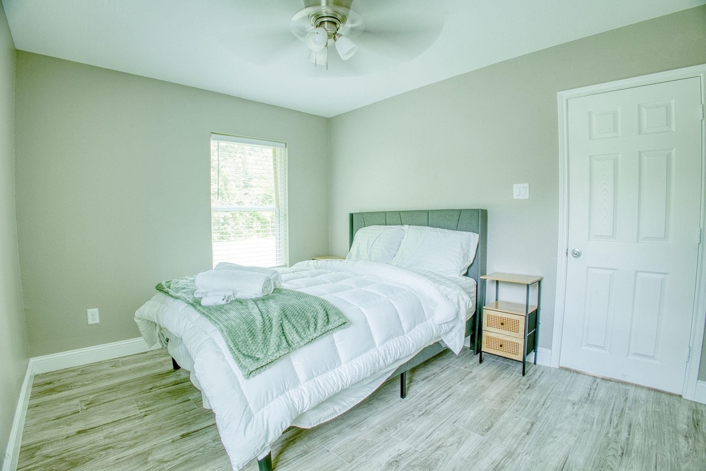 8150 Herschelwood Street - Photo 12