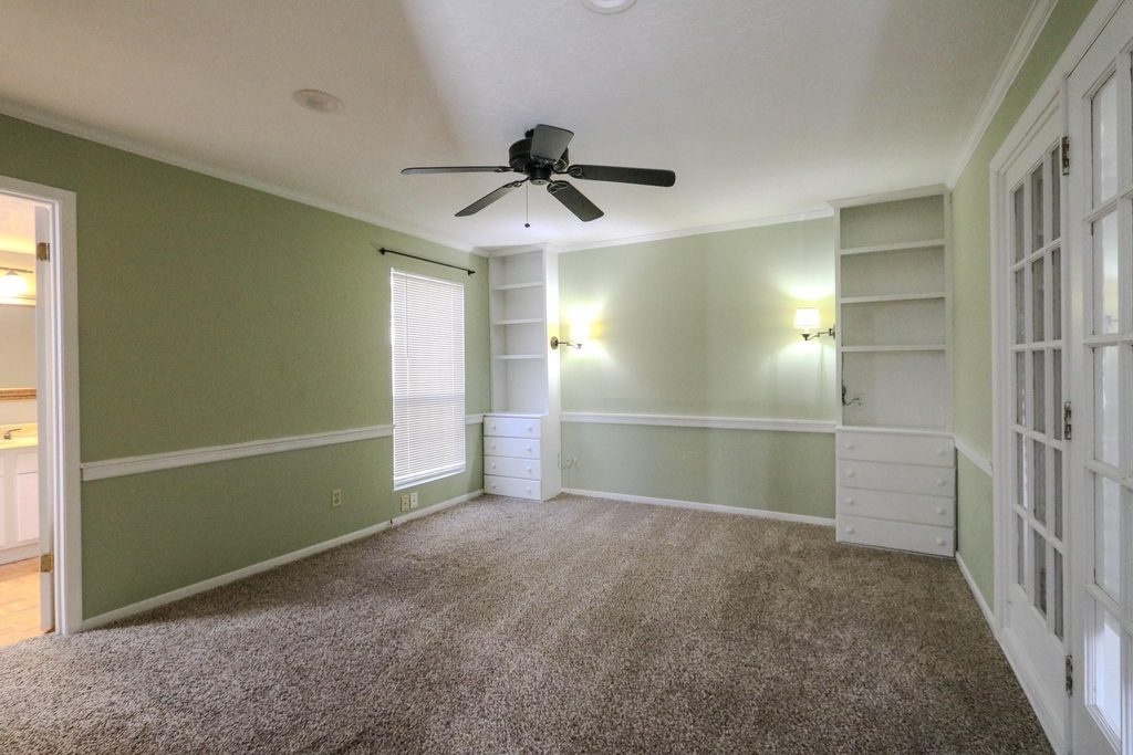 1905 Park Street - Photo 18