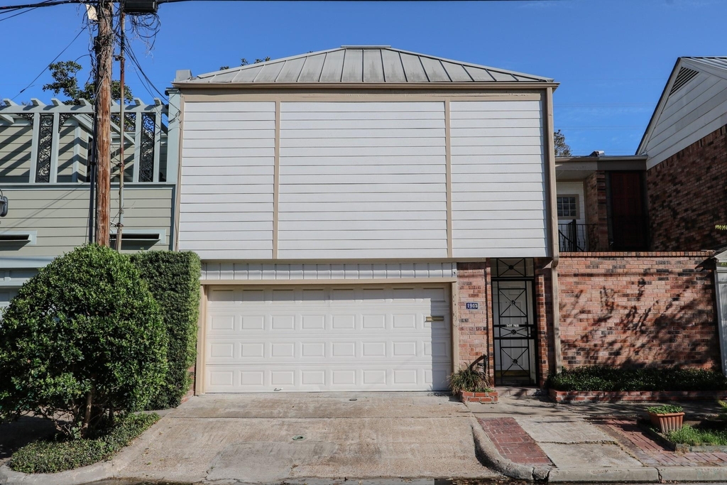 1905 Park Street - Photo 32