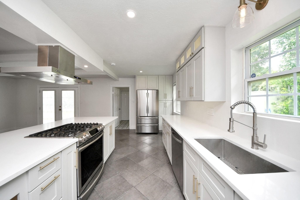 4011 Ebbtide Drive - Photo 5