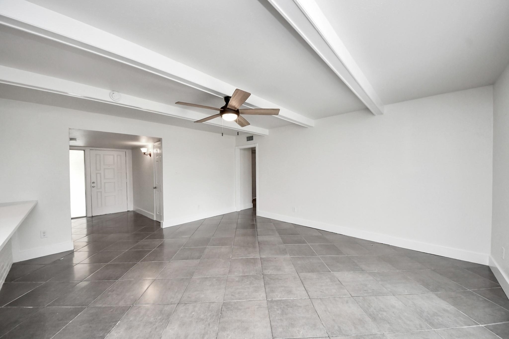 4011 Ebbtide Drive - Photo 12