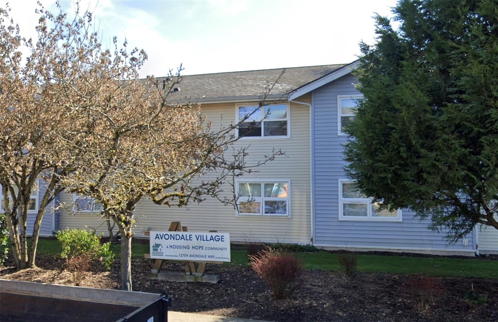 12709 Avondale Way - Photo 0