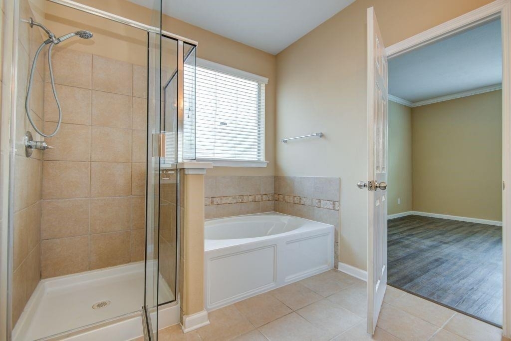 4411 Enchanted Spring Ct - Photo 11