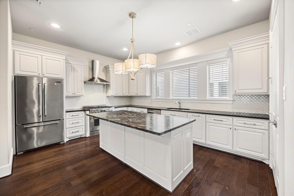 2656 Fountain Key Boulevard - Photo 5