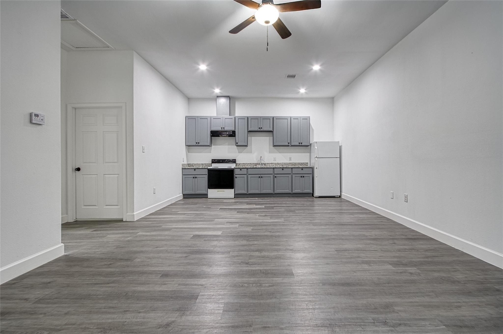 14310 1/2 Unit T Sweeney Road - Photo 3